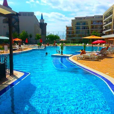 Апартаменты Modern Apartment In Closed Complex With A Pool